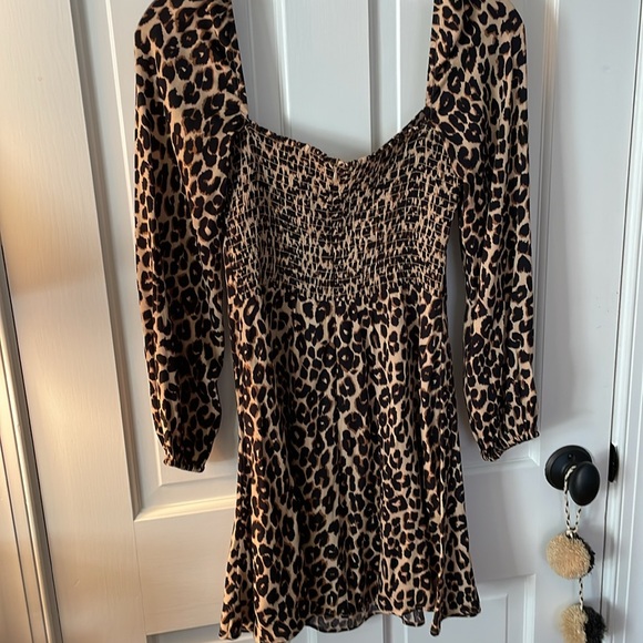 Sexy, beautiful reformation, leopard print corset dress super flattering 4  💕💋💅 - Picture 3 of 5